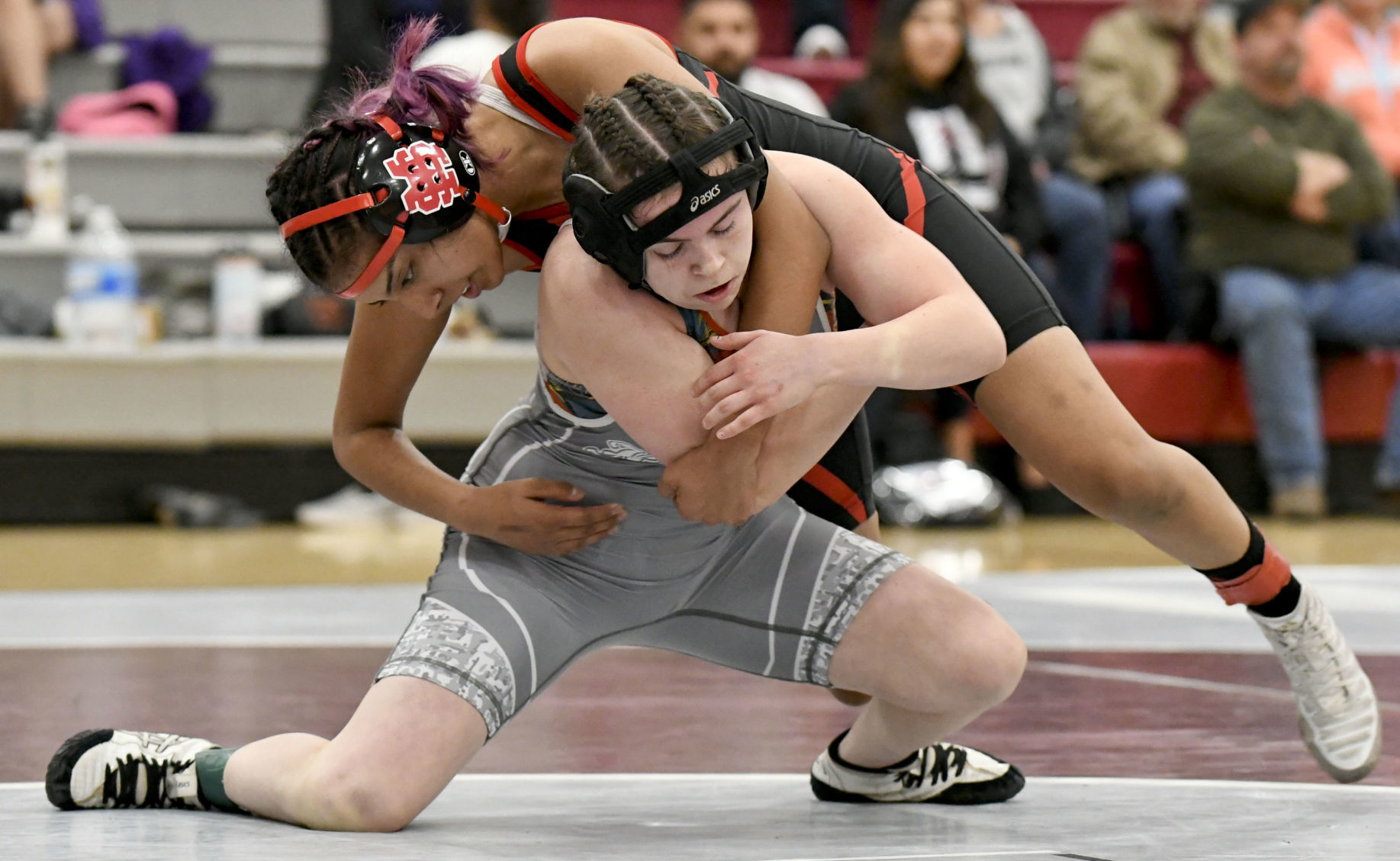 020520 Girls wrestling 14.jpg